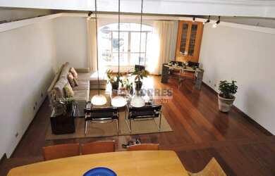 Imagem: O apartamento na cobertura possui 4 Dormitórios, 5 Banheiros