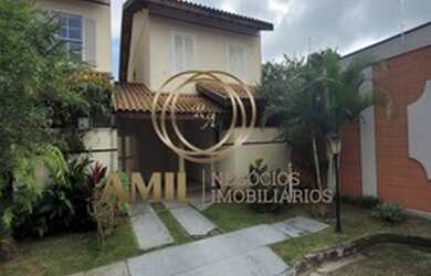 Imagem: A casa em condomínio possui 3 Dormitórios, 3 Banheiros, 2