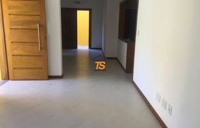 Imagem 4: Casa em Guarujá. Varanda, 164m² de Área, 2 Vagas na garageme2 Dormitórios