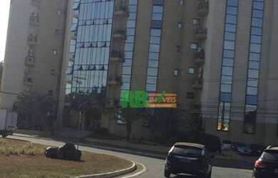 Imagem: O depósito possui 1 Vaga na garagem, 77m² de Área e está