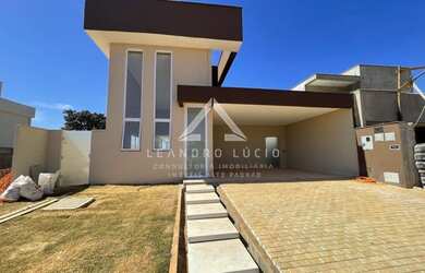 Imagem: A casa em condomínio possui 3 Dormitórios, 4 Banheiros, 160m²