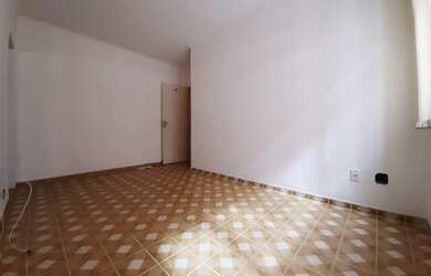 Imagem 2: Apartamento 1 dormitório, com garagem, no térreo, no Boqueirão em Praia grande