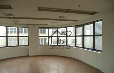 Imagem 1: Conjunto, 188 m² - venda por R$ 1.412.100,00 ou aluguel por R$ 12.896,00/mês...