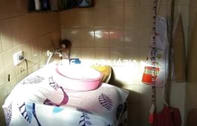 Imagem: A casa possui 2 Dormitórios, 3 Banheiros, 2 Vagas na garagem