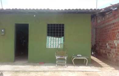 Imagem: A casa possui 1 Dormitório, 1 Banheiro, 15m² de Área e está