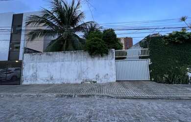 Imagem: O terreno possui 418m² de Área e está localizado em Jardim