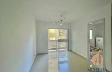 Imagem: O apartamento possui 1 Dormitório, 1 Banheiro, 1 Vaga na garagem