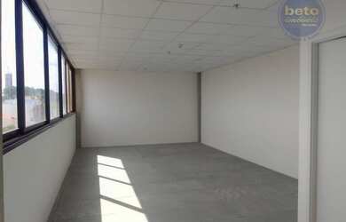 Imagem: O depósito possui 1 Vaga na garagem, 52m² de Área e está