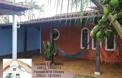 Imagem: A casa possui 2 Dormitórios, 2 Banheiros, 5 Vagas na garagem