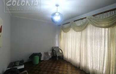 Imagem: A casa possui 3 Dormitórios, 3 Banheiros, 2 Vagas na garagem