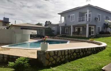 Imagem: A casa em condomínio possui 5 Dormitórios, 4 Banheiros, 5