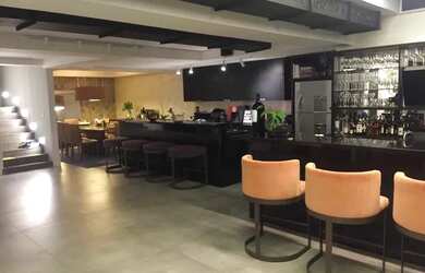 Imagem: A casa em condomínio possui 5 Dormitórios, 2 Banheiros, 5