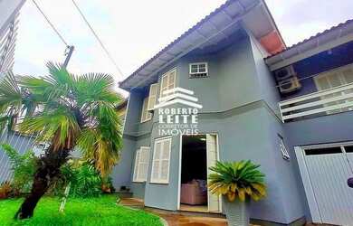 Imagem: A casa em condomínio possui 4 Dormitórios, 4 Banheiros, 2