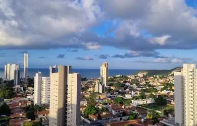 Imagem: O apartamento possui 1 Dormitório, 2 Banheiros, 1 Vaga na garagem