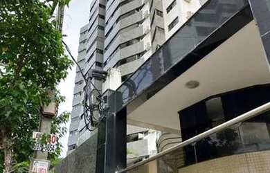 Imagem: O apartamento possui 4 Dormitórios, 5 Banheiros, 2 Vagas na