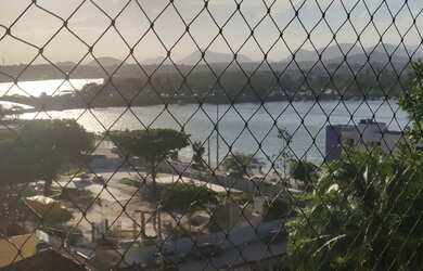 Imagem: A casa possui 2 Dormitórios, 2 Banheiros, 1 Vaga na garagem