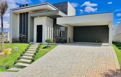 Imagem 1: Casa de Condomínio em Condomínio Shambala III - Atibaia, SP