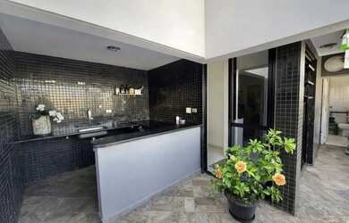 Imagem: O apartamento à venda possui 2 Dormitórios, 3 Banheiros, 2