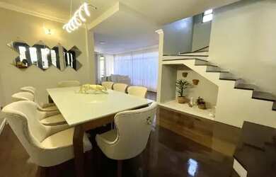 Imagem 11: Ampla casa 4 suítes APENAS 500m da Praça do Congresso centro de criciúma...