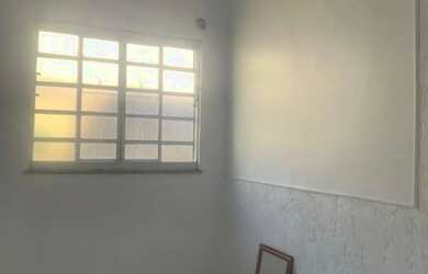 Imagem 4: Terreno com duas casas em São Gonçalo, moradia imediata e potencial...