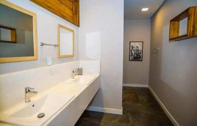 Imagem 6: Casa com 4 dormitórios para alugar, por R$ 7.000/dia - Praia do Forte...