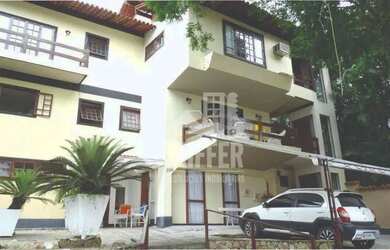 Imagem: A casa em condomínio possui 4 Dormitórios, 3 Banheiros, 2