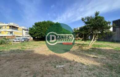 Imagem: O terreno possui 798m² de Área e está localizado em Ingleses