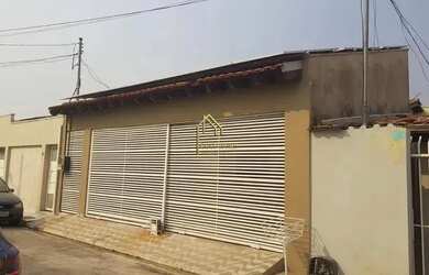 Imagem: A casa em condomínio possui 2 Dormitórios, 2 Banheiros, 2