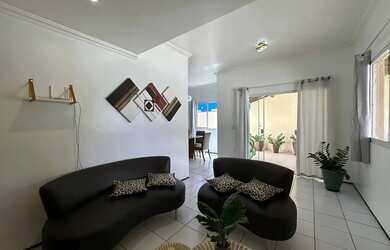 Imagem: A casa em condomínio possui 4 Dormitórios, 4 Banheiros, 3