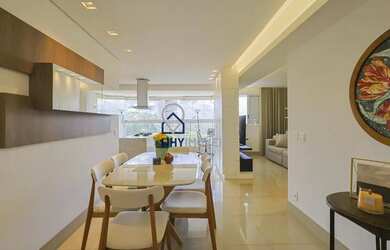 Imagem: O apartamento possui 3 Dormitórios, 2 Banheiros, 2 Vagas na