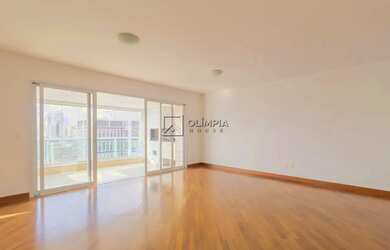 Imagem: O apartamento possui 3 Dormitórios, 4 Banheiros, 4 Vagas na