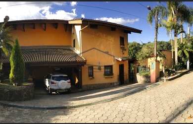 Imagem: A casa em condomínio possui 3 Dormitórios, 5 Banheiros, 2