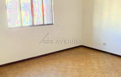 Imagem: O apartamento possui 3 Dormitórios, 1 Banheiro, 100m² de Área