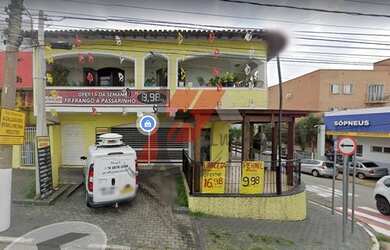 Imagem: O depósito possui 4 Vagas na garagem, 440m² de Área e está