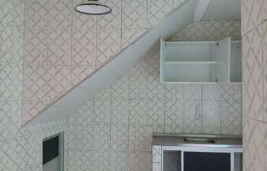 Imagem: A casa possui 2 Dormitórios, 2 Banheiros, 70m² de Área e