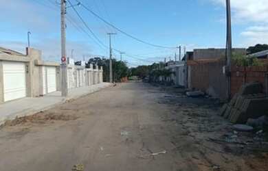 Imagem 1: CASA EM AQUIRAZ. 160m² de Área, 2 Vagas na garageme2 Dormitórios