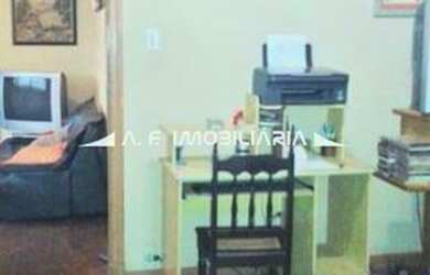 Imagem: A casa possui 3 Dormitórios, 2 Banheiros, 168m² de Área e