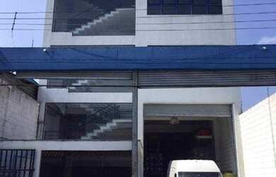 Imagem: O depósito possui 5 Vagas na garagem, 1.000m² de Área, Imóvel