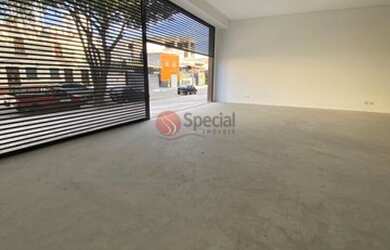 Imagem: O depósito possui 5 Vagas na garagem, 555m² de Área, Imóvel