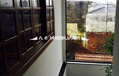 Imagem: O depósito para alugar possui 5 Vagas na garagem e 750m² de