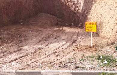 Imagem: O terreno possui 333m² de Área e está localizado em Cidade