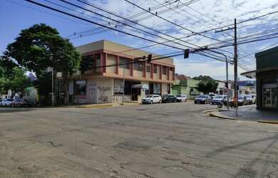 Imagem: O depósito possui 415m² de Área e está localizado em Centro