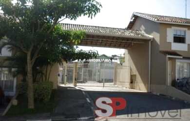 Imagem: A casa em condomínio possui 2 Dormitórios, 2 Banheiros, 1