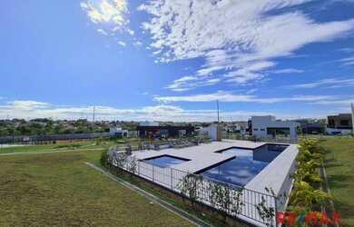 Imagem: O terreno possui 250m² de Área e está localizado em Cuiabá