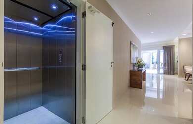 Imagem: A casa em condomínio possui 3 Dormitórios, 5 Banheiros, 5