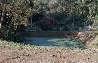 Imagem: Vende se pequena chácrinha ou terreno