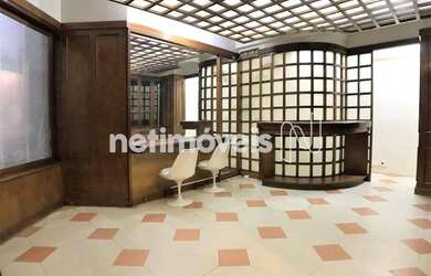 Imagem: O depósito possui 1 Vaga na garagem e 40m² de Área e está