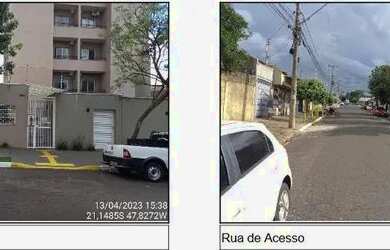 Imagem: A casa possui 2 Dormitórios, 1 Banheiro, 1 Vaga na garagem