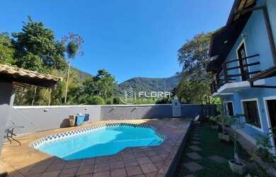 Imagem: A casa em condomínio possui 2 Dormitórios, 2 Banheiros, 1