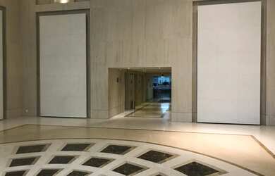 Imagem: O depósito possui 1 Vaga na garagem, 30m² de Área e está